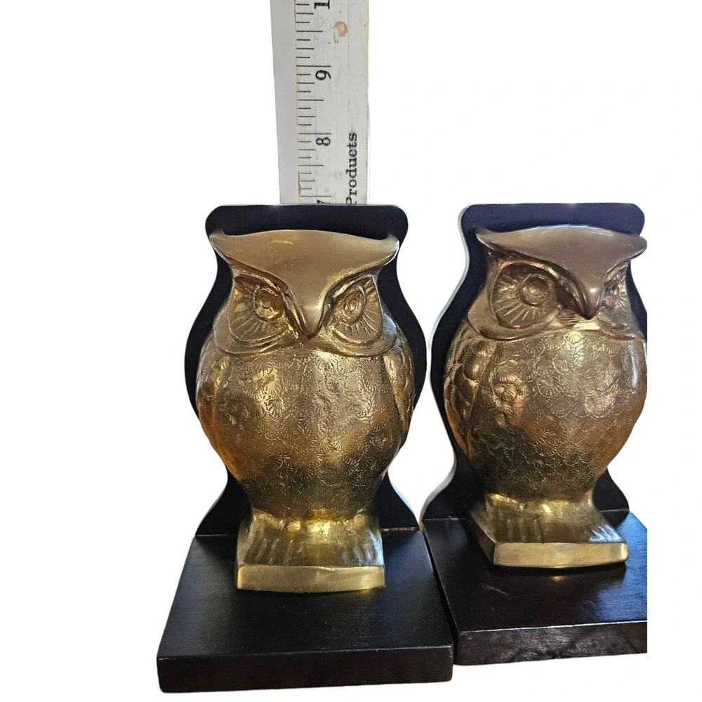 Vintage 50s Mid-Century Modern Solid Brass Owls Figurine Bookend Engraved Patina